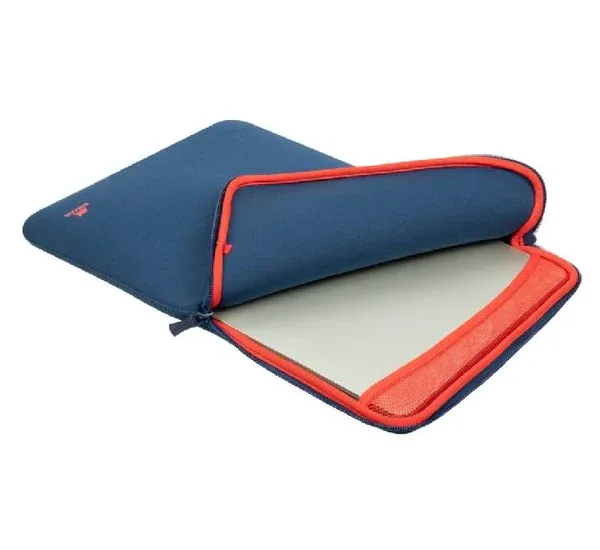 Rivacase_5224_Antishock_MacBook_Air_15__Vertical_Sleeve_Dark_Blue_2.webp
