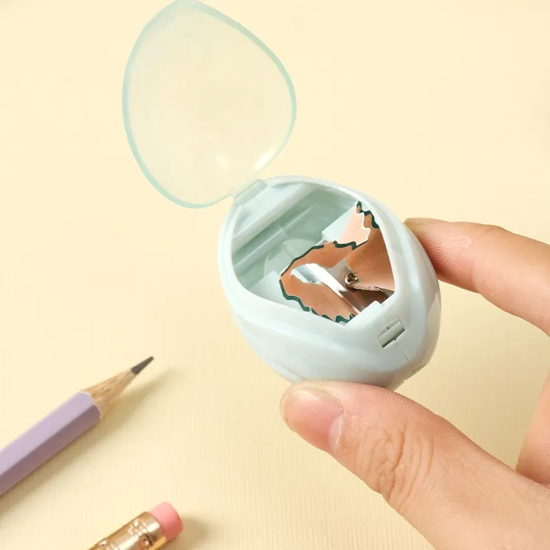 deli-e0525-pencil-sharpener-5.webp