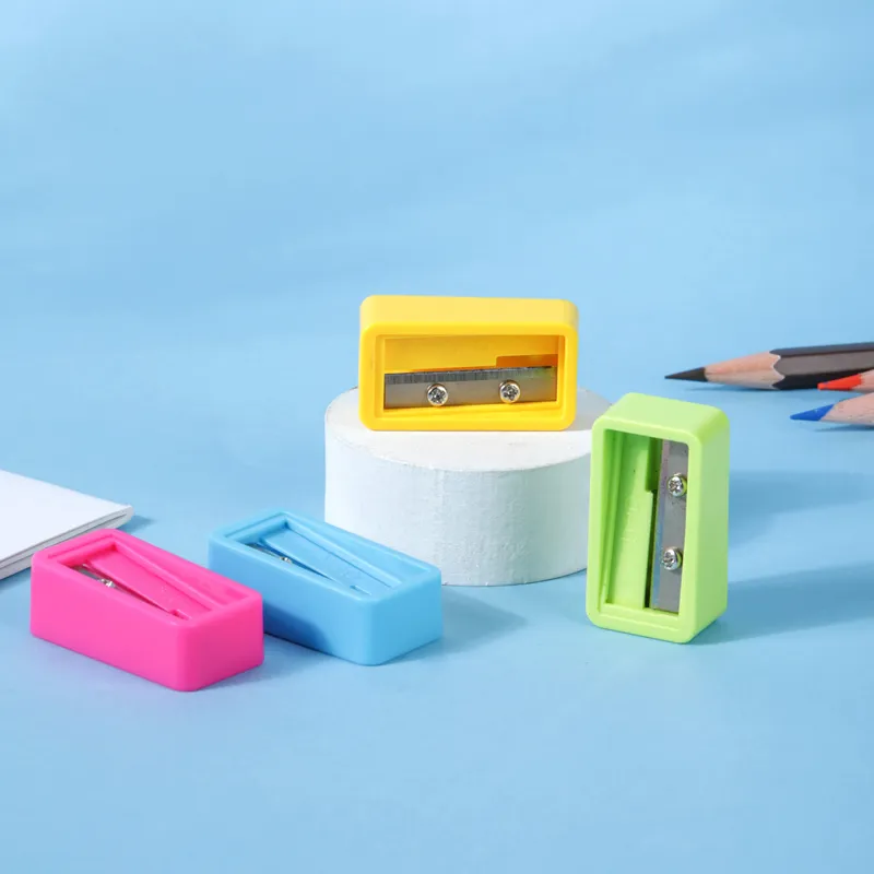 deli-eh556-school-pencil-sharpener3.webp